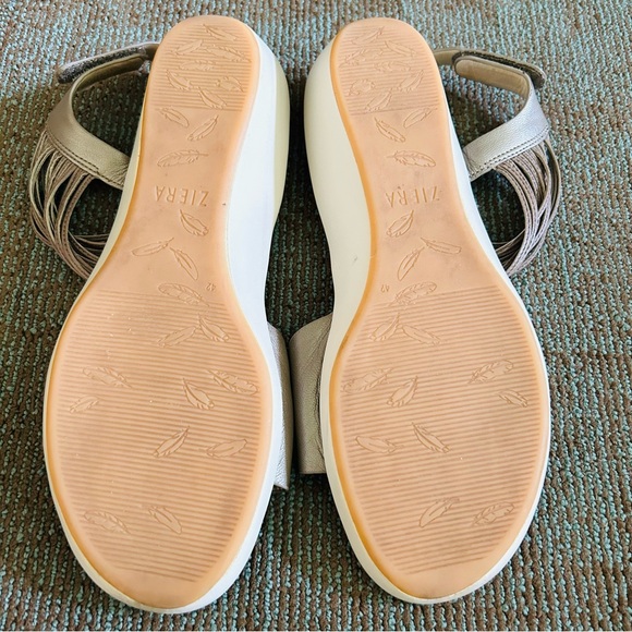 Ziera Greige Taupe Gayle Adjustable Straps Low Wedge Sandals, size 11.5 42 M - Picture 9 of 11